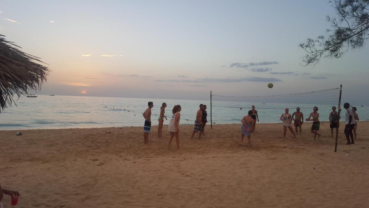 Roots Cafe Rooms Negril Eksteriør billede